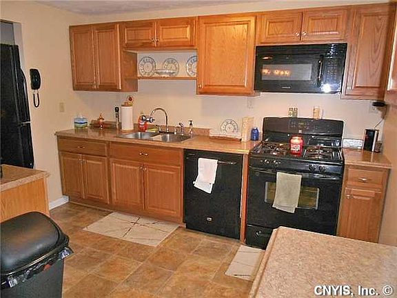 5th image of 3678 Buttercup Ln