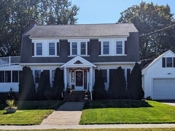 209 River St, Braintree, MA 02184