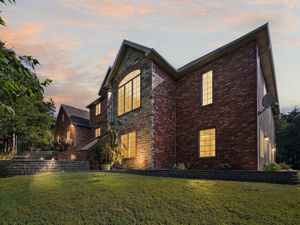 1st image of 330 River Rock Road
