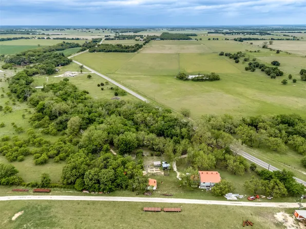 4608 Highway 1689, Sidney, TX 76474