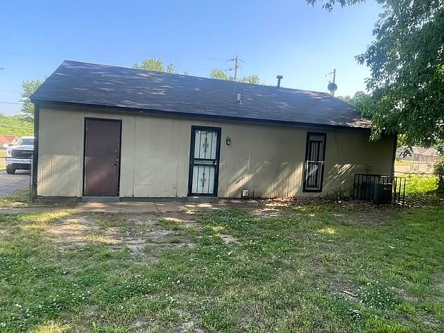 Building Photo - 3219 Ridgemont Rd