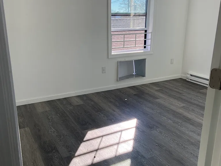 36 N Shore St #36 — Photo 1