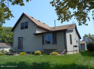 710 Broadway St, Hartland, MN 56042