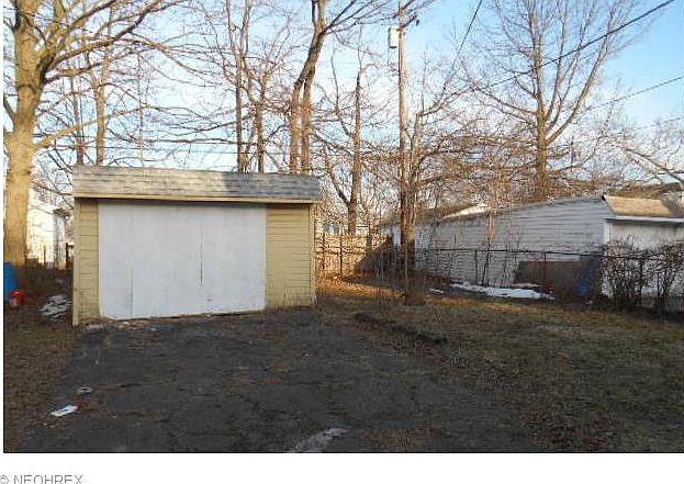 2nd image of 3897 E 153rd St