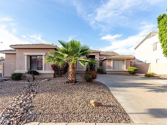 2nd image of 9908 E MEDINA Avenue