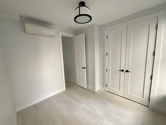 Rented by Five Town Global Realty | media 30