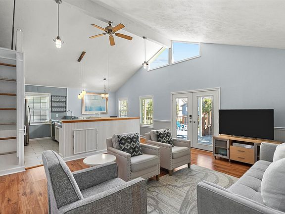 5th image of 13810 San Domingo Dr