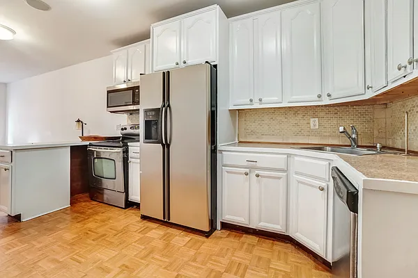 Rented by Corcoran | media 1