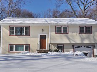 7 Carl Pl, Kinnelon, NJ 07405