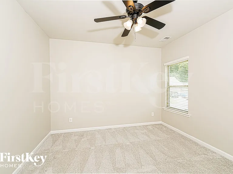 8613 Clarke Ln — Photo 15