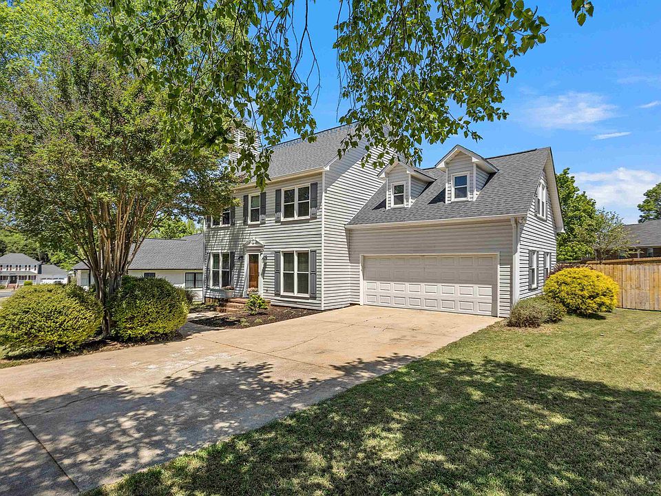 1st image of 300 Middleton Ct