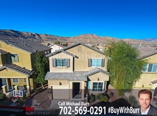 6721 Twisted Wood Dr, Las Vegas, NV 89148