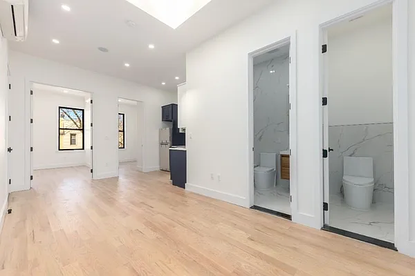 Rented by City Skyline Rentals LLC | media 9