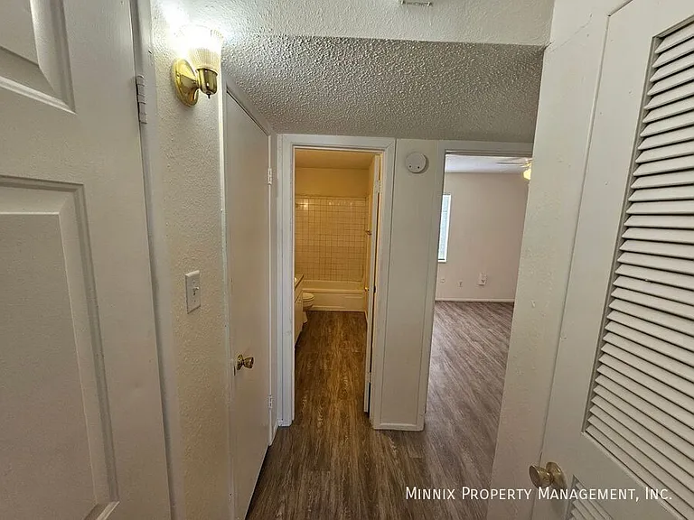 1600 Yonkers St #1 — Photo 7