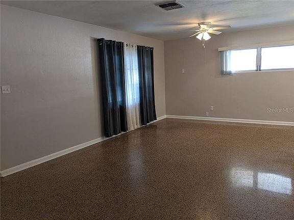 2nd image of 916 N Lakemont Ave