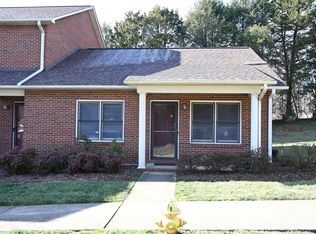 102 Brandywine Dr NE APT E6, Conover, NC 28613