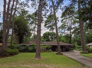 1721 Pine Village Dr, Houston, TX 77080