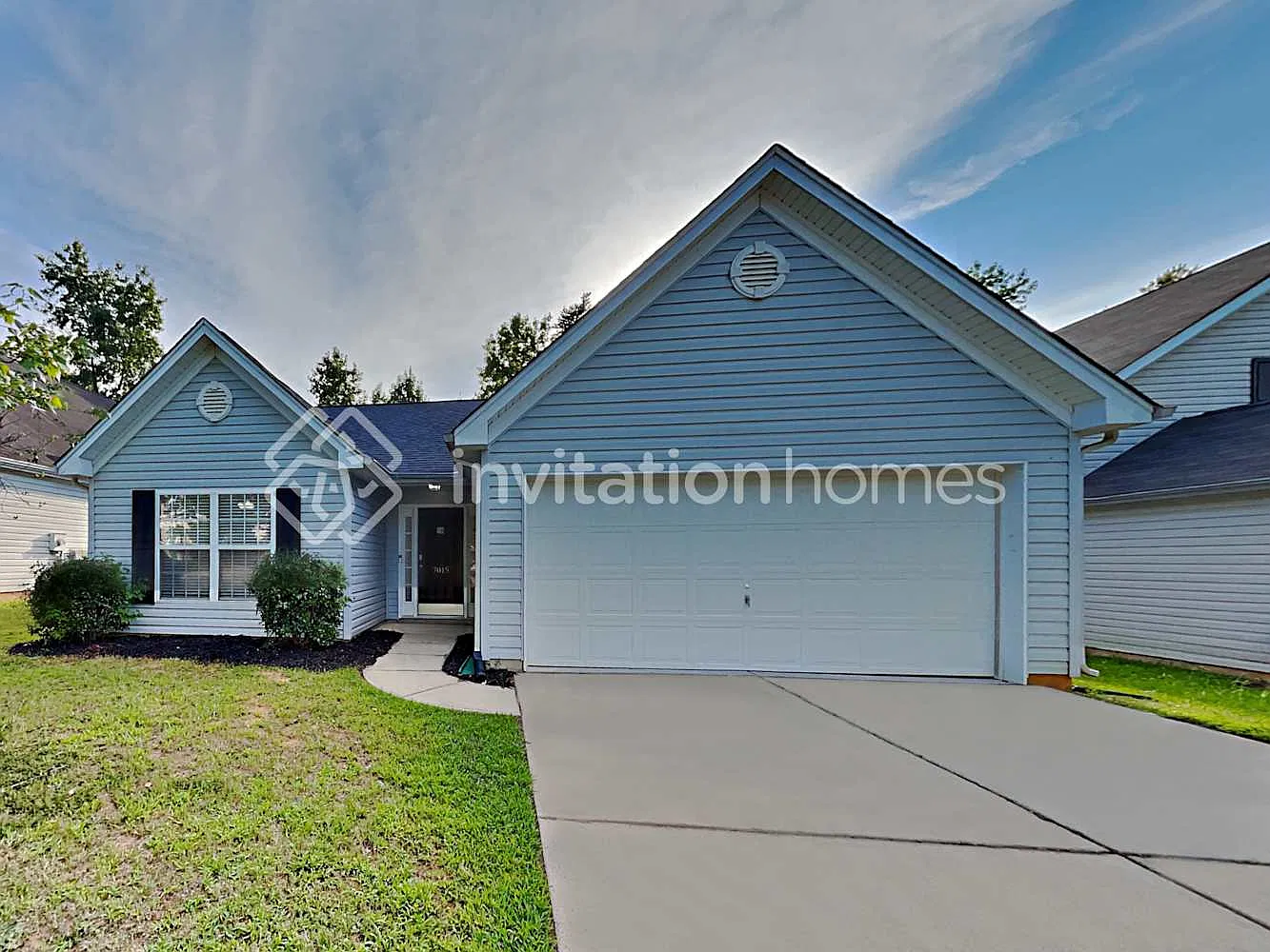 7015 Indian Ridge Ln Charlotte, NC 28214 — Photo 1