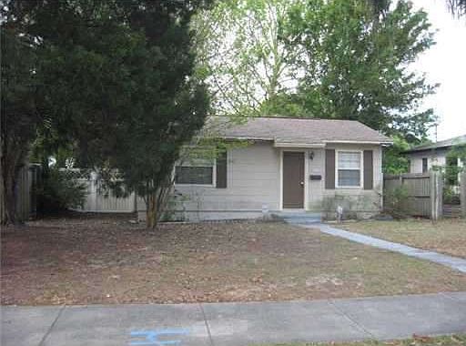 1st image of 844 44th Ave N