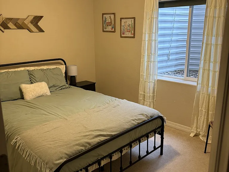 9998 Rose Leaf Ct — Photo 29