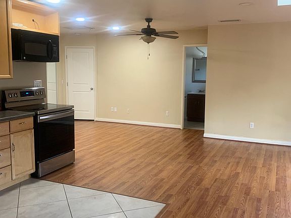 5th image of 3910 Foxley Dr