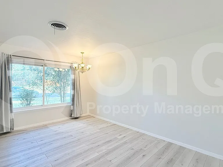 6218 Brookside Dr — Photo 10