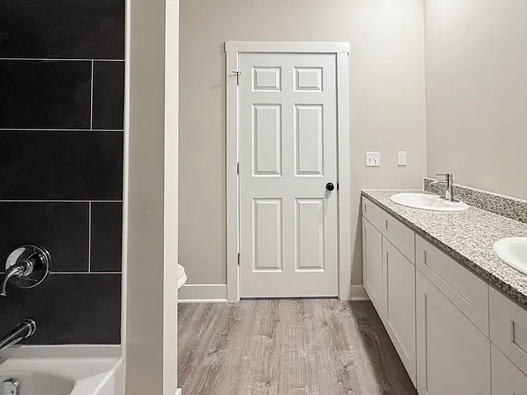 827 Kenai Ct — Photo 13