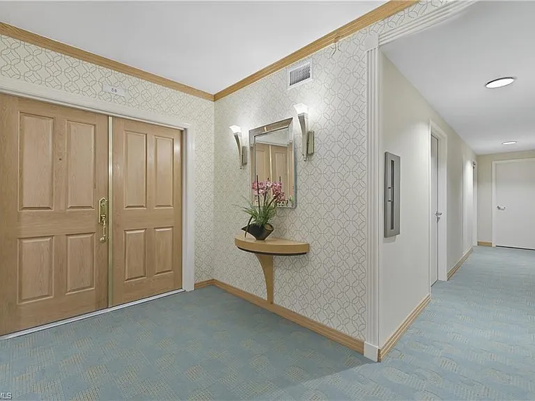 7515 Pelican Bay Blvd #5B — Photo 2