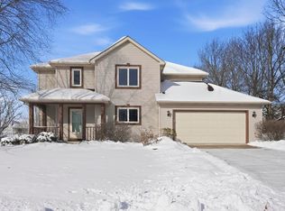 6831 Tree Top Trl, Fort Wayne, IN 46845