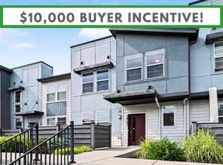 16151 Bolling Dr, Denver, CO 80239