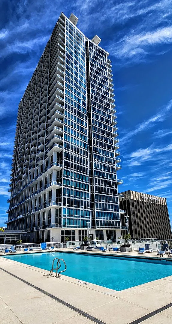 Building Photo - 150 E Robinson St #3301