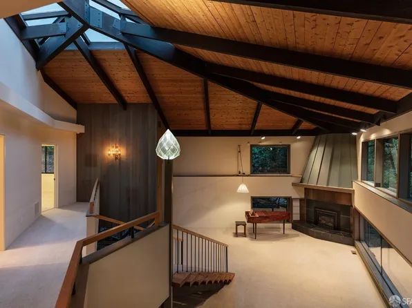 38 Sunset Dr, Kensington, CA 94707