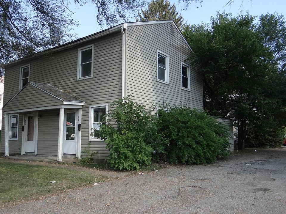 2nd image of 832-834 S Hamilton Rd