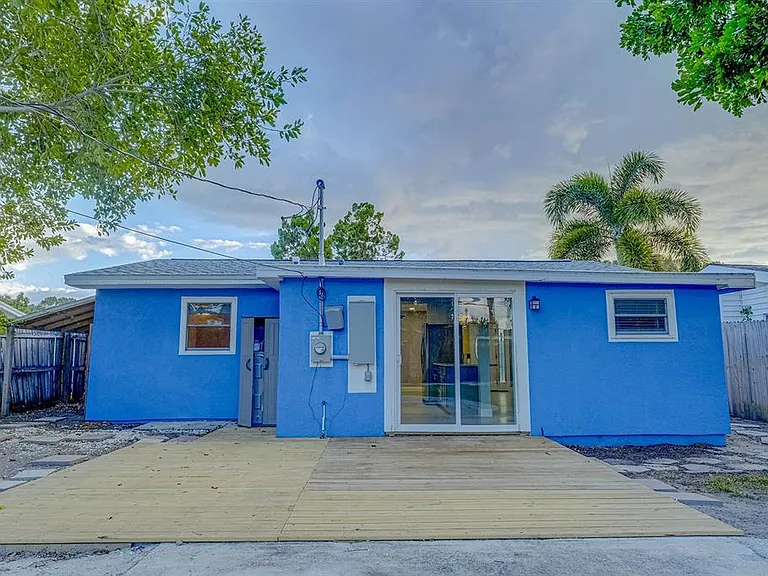 5135 Newton Ave S — Photo 18