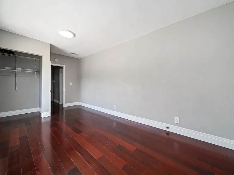 9310 Danby Ave — Photo 8