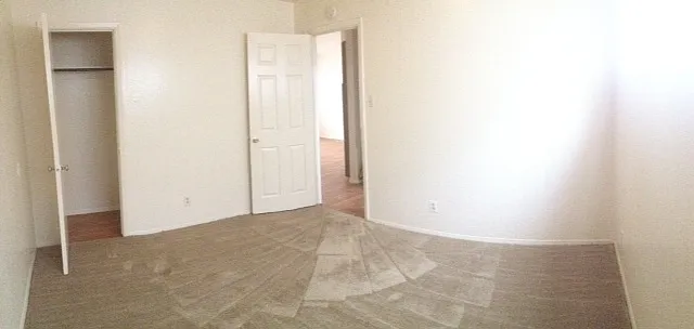 Quiet 2-Bedroom Units with Private Backyard — Photo 4