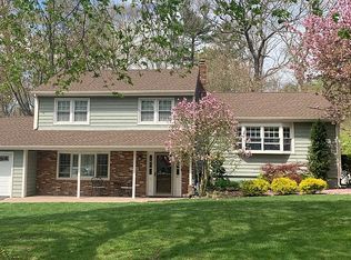 41 Ackerman St, Waldwick, NJ 07463