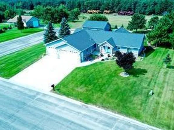 1201 8th Ave NW, Perham, MN 56573