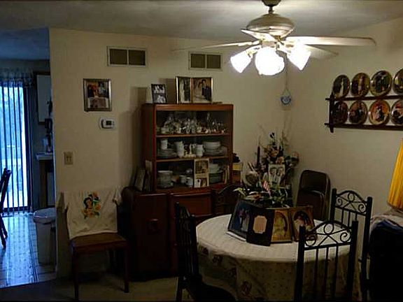 5th image of 2703 Pinewood Dr #2703