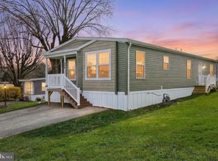 304 Landola Ave, Mount Wolf, PA 17347