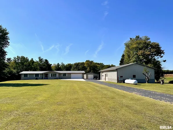 1889 Saint Pauls Church Rd, Chapin, IL 62628