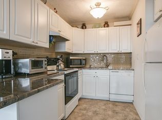 10-01 162nd St APT 9A, Whitestone, NY 11357