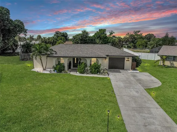 233 MALVERN DRIVE, VENICE, FL 34293