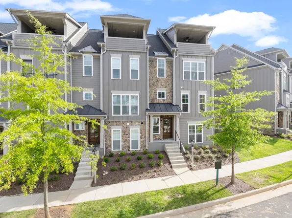 3492 Rowcross St, Crozet, VA 22932