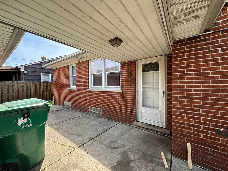 14615 Stephens Rd — Photo 19