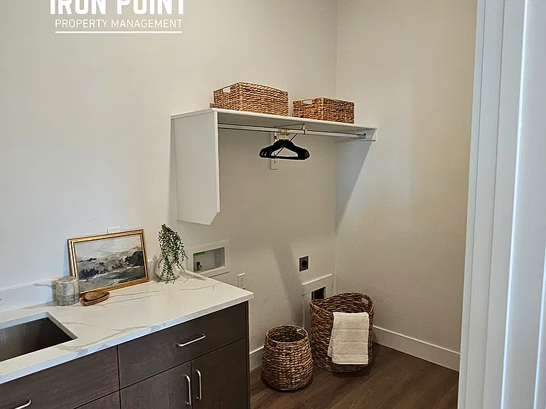 1220 W Grassland St — Photo 20