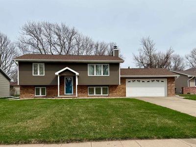 1004 Richmond Ave, Hastings, NE, 68901
