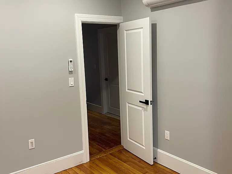 42 Saxton St #3 — Photo 7