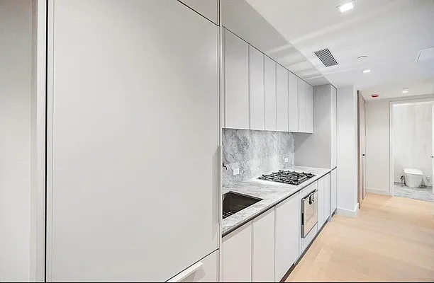 Rented by Luxhome LLC | media 2