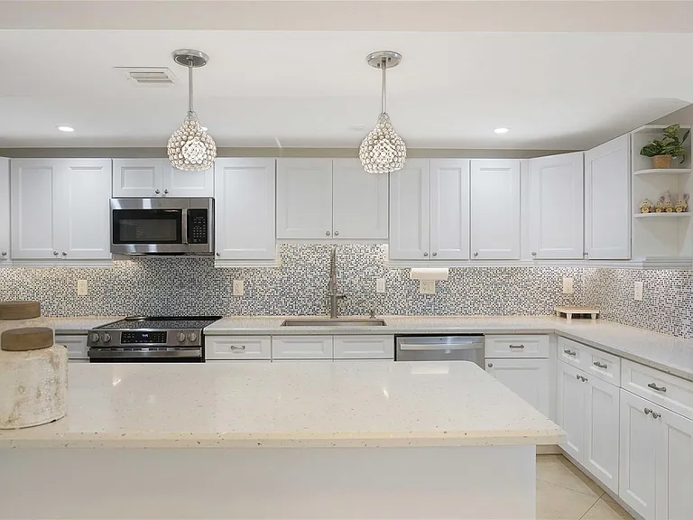 3430 Galt Ocean Dr #802 — Photo 17